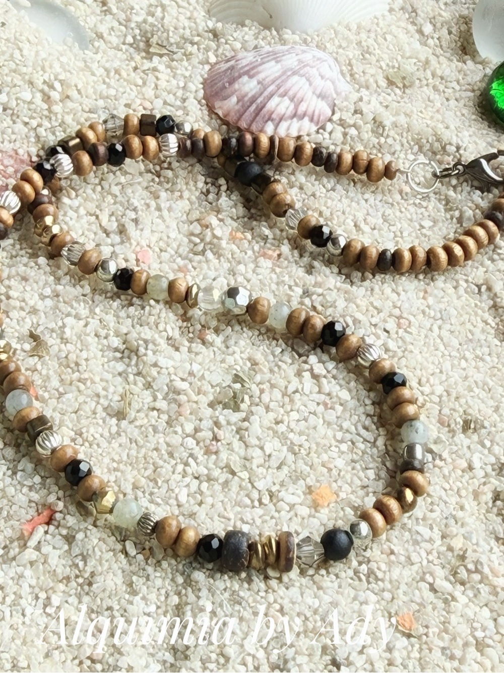 Statement short beluga onyx necklace with labradorite